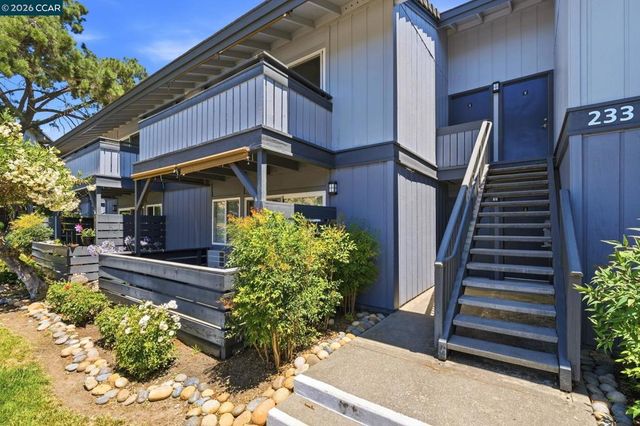 233 Masters Ct 4, Walnut Creek, CA 94598