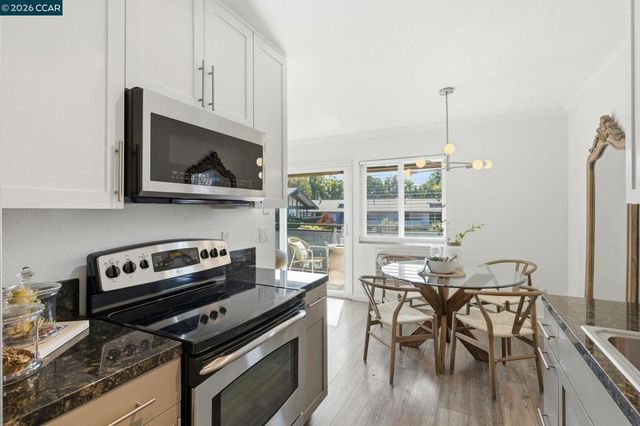 233 Masters Ct 4, Walnut Creek, CA 94598