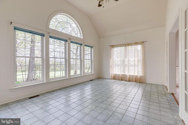 25634 CREEK RUN TER, Chantilly, VA 20152