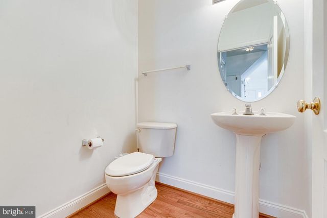 25634 CREEK RUN TER, Chantilly, VA 20152