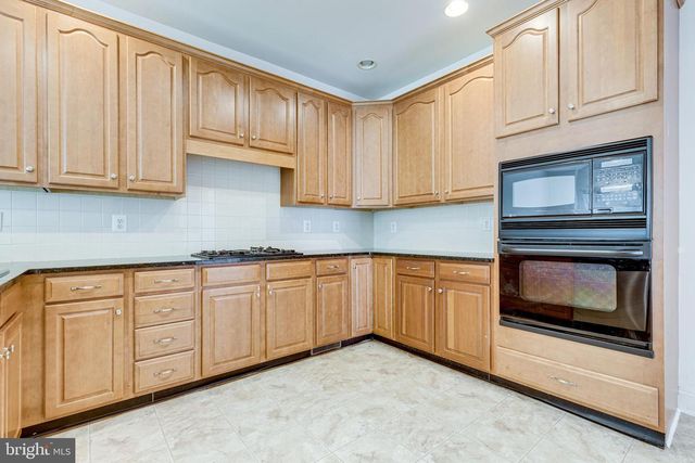 25634 CREEK RUN TER, Chantilly, VA 20152