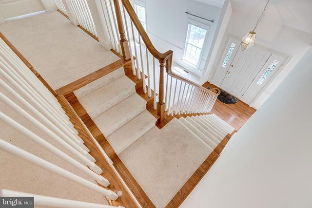25634 CREEK RUN TER, Chantilly, VA 20152