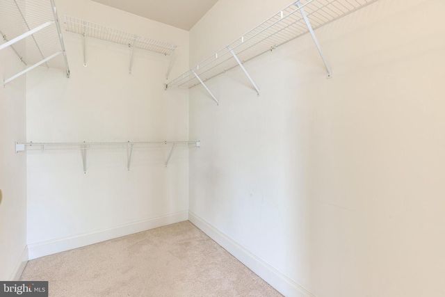 25634 CREEK RUN TER, Chantilly, VA 20152