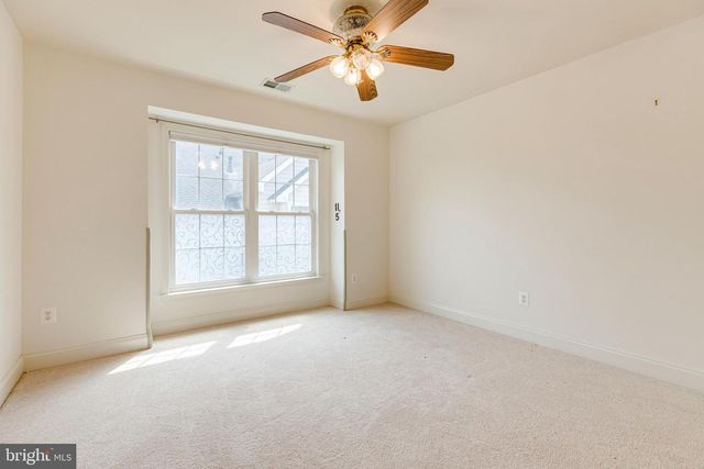 25634 CREEK RUN TER, Chantilly, VA 20152