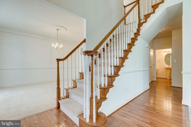 25634 CREEK RUN TER, Chantilly, VA 20152