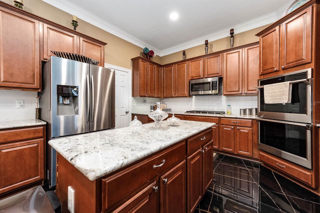 14406 Brentshire Lane, Houston, TX 77069