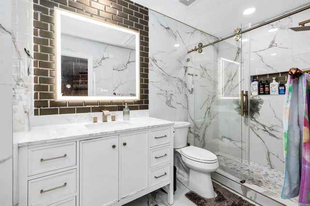 14406 Brentshire Lane, Houston, TX 77069