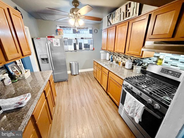 15 MARK, New Castle, DE 19720