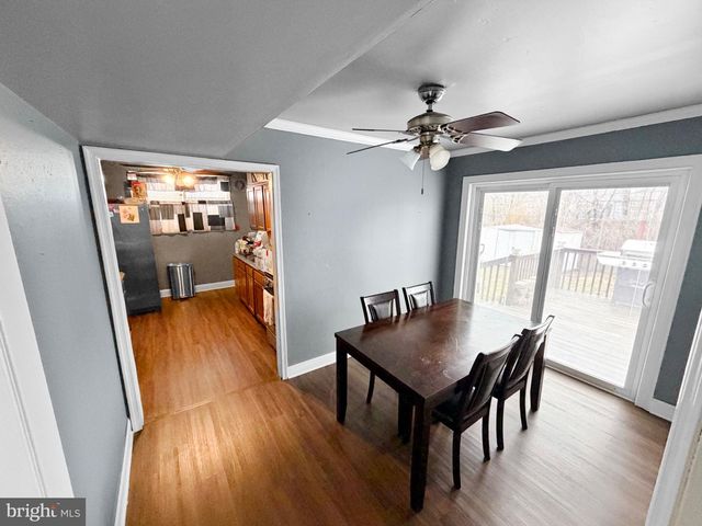 15 MARK, New Castle, DE 19720