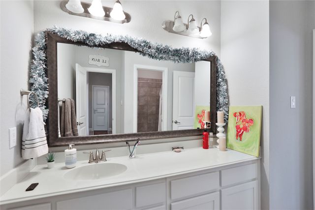 925 Spring Falls Drive, Mckinney, TX 75071