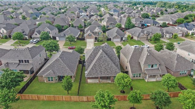 925 Spring Falls Drive, Mckinney, TX 75071