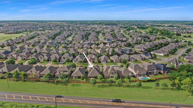 925 Spring Falls Drive, Mckinney, TX 75071