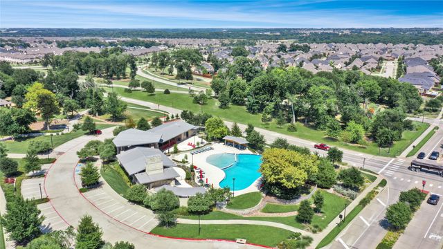 925 Spring Falls Drive, Mckinney, TX 75071