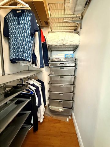 4812 Pine Tree Dr 103, Miami Beach, FL 33140