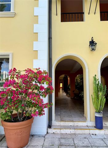 4812 Pine Tree Dr 103, Miami Beach, FL 33140