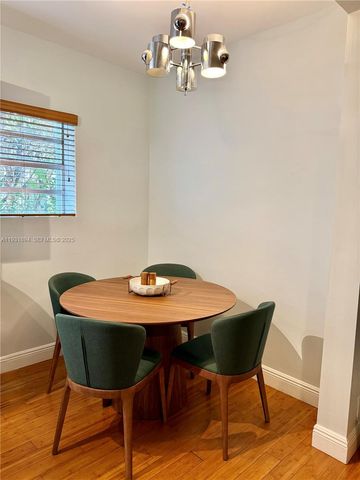 4812 Pine Tree Dr 103, Miami Beach, FL 33140