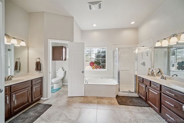 9119 N 102nd East Avenue, Owasso, OK 74055