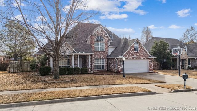 9119 N 102nd East Avenue, Owasso, OK 74055