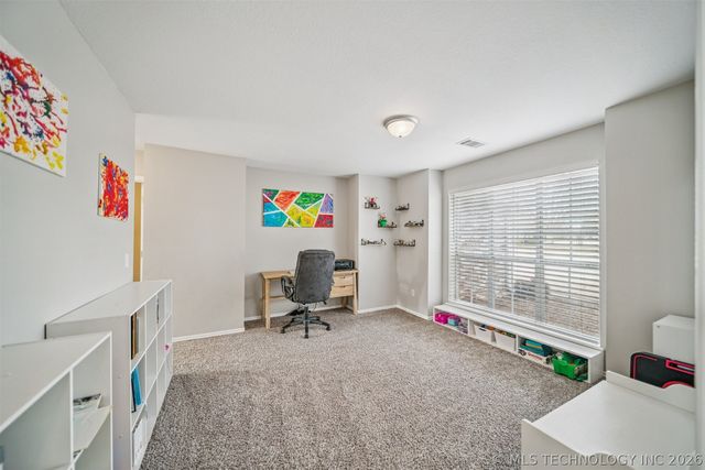 9119 N 102nd East Avenue, Owasso, OK 74055