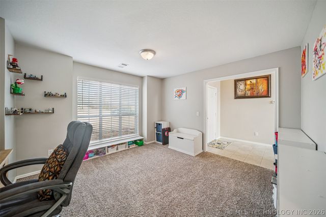 9119 N 102nd East Avenue, Owasso, OK 74055