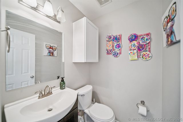 9119 N 102nd East Avenue, Owasso, OK 74055