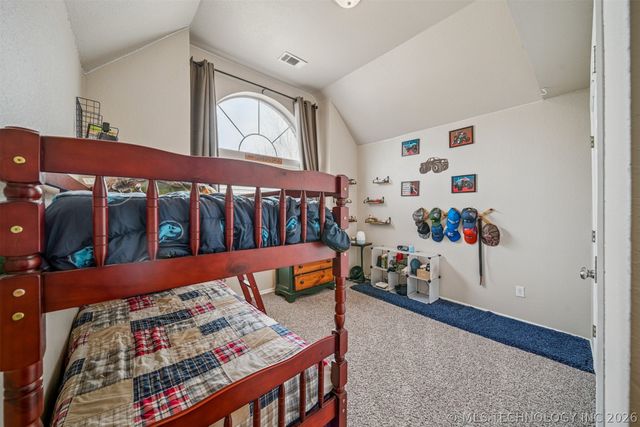 9119 N 102nd East Avenue, Owasso, OK 74055