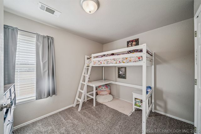 9119 N 102nd East Avenue, Owasso, OK 74055