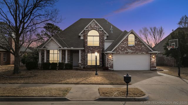 9119 N 102nd East Avenue, Owasso, OK 74055
