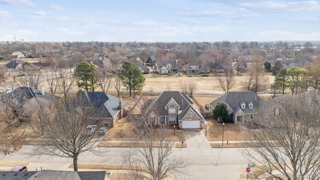 9119 N 102nd East Avenue, Owasso, OK 74055