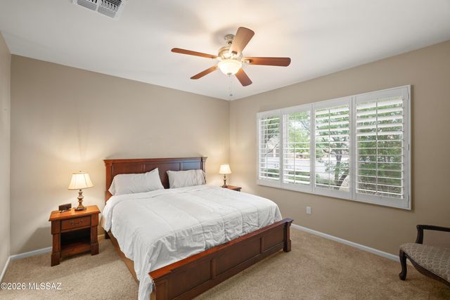 850 N Broken Hills Drive, Green Valley, AZ 85614