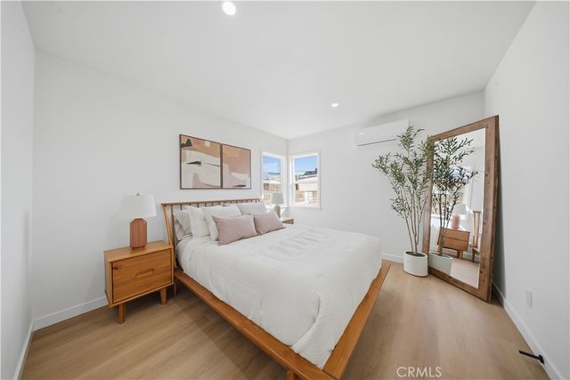 806 W 219th Street, Torrance, CA 90502