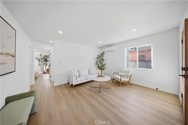 806 W 219th Street, Torrance, CA 90502