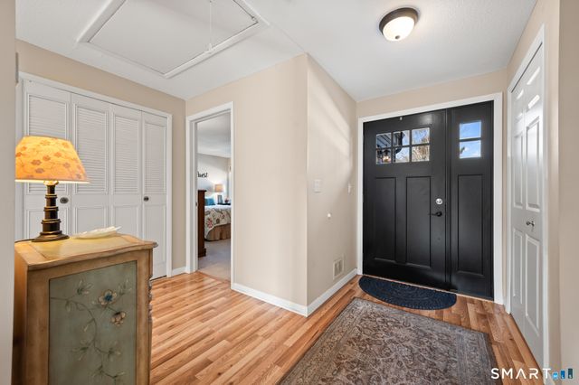 168 Hollister Way South, Glastonbury, CT 06033