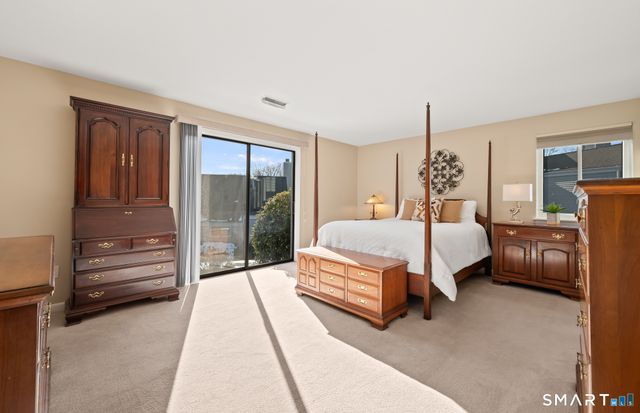 168 Hollister Way South, Glastonbury, CT 06033