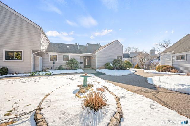 168 Hollister Way South, Glastonbury, CT 06033