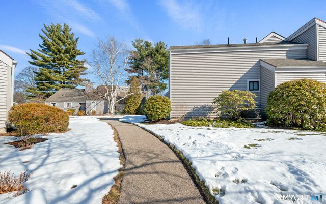 168 Hollister Way South, Glastonbury, CT 06033