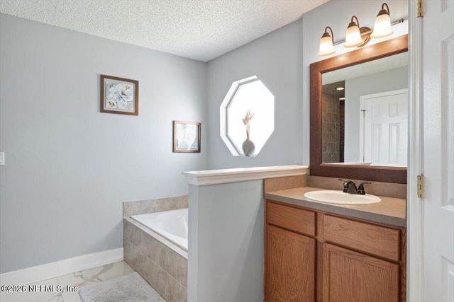 487 PORTOBELLO Drive, Jacksonville, FL 32221