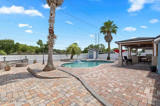 487 PORTOBELLO Drive, Jacksonville, FL 32221