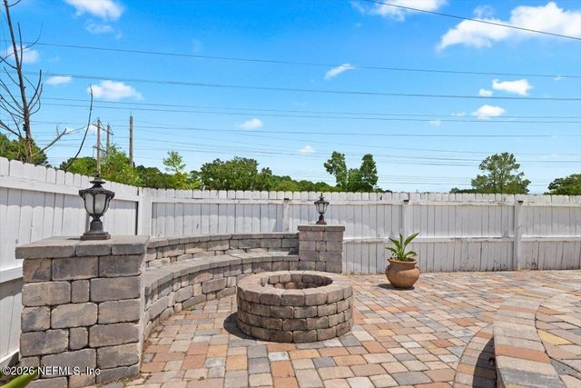 487 PORTOBELLO Drive, Jacksonville, FL 32221