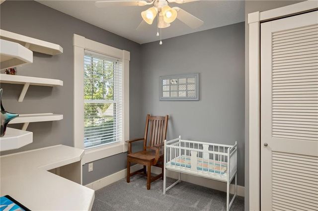 1 Hawthorne Place, Independence, MO 64052