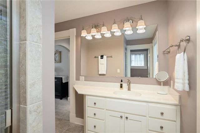 1 Hawthorne Place, Independence, MO 64052