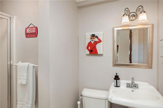 1 Hawthorne Place, Independence, MO 64052