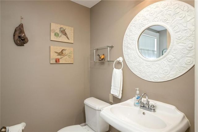 1 Hawthorne Place, Independence, MO 64052