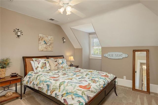 1 Hawthorne Place, Independence, MO 64052