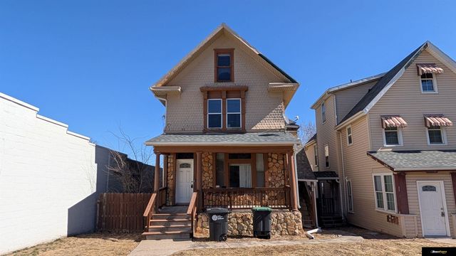 1111 Park Avenue, Omaha, NE 68105