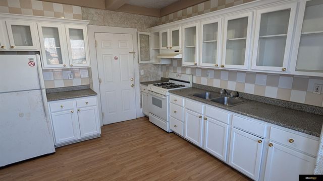 1111 Park Avenue, Omaha, NE 68105