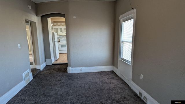 1111 Park Avenue, Omaha, NE 68105