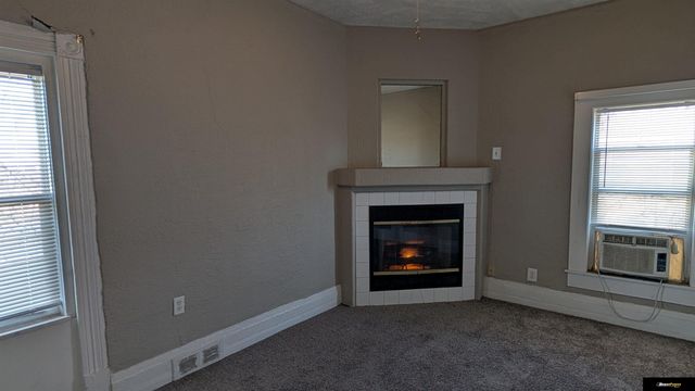 1111 Park Avenue, Omaha, NE 68105