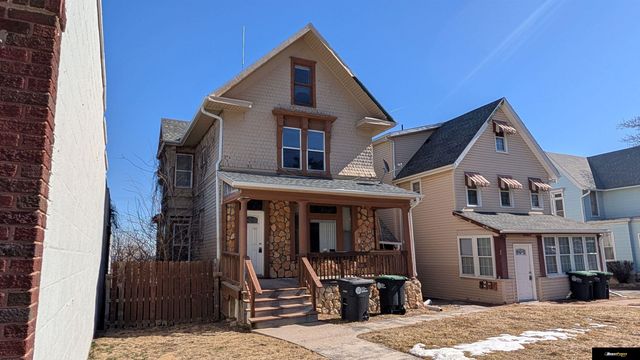 1111 Park Avenue, Omaha, NE 68105