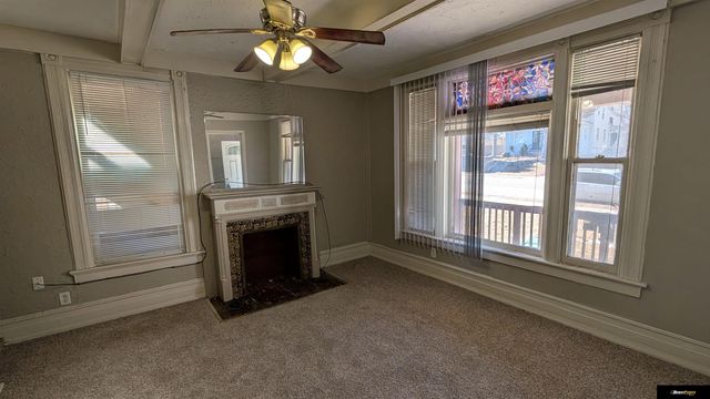 1111 Park Avenue, Omaha, NE 68105